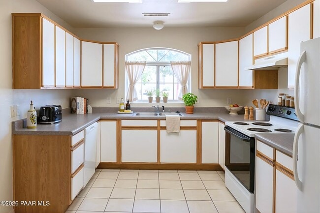 Foto del edificio - 8415 E Leigh Dr