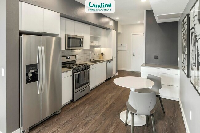 Building Photo - 16395 Biscayne Blvd