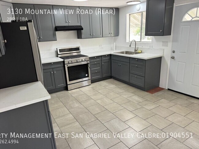Foto del edificio - 3130 Mountain View Rd