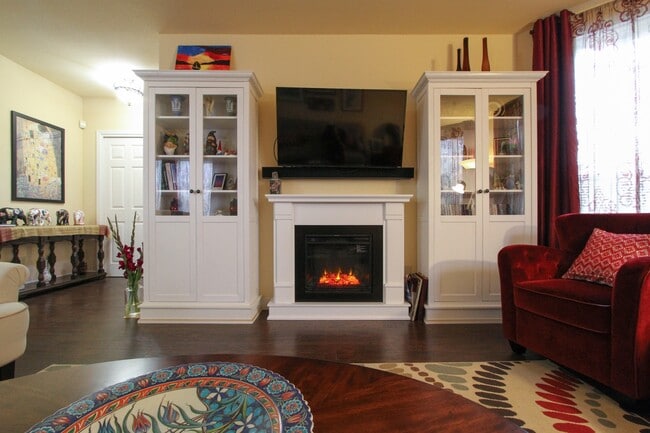 Living room - 538 A St