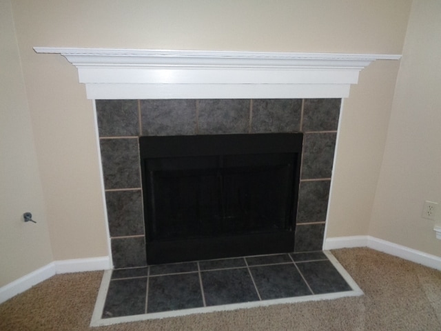 Building Photo - 7864 Parkmont Dr