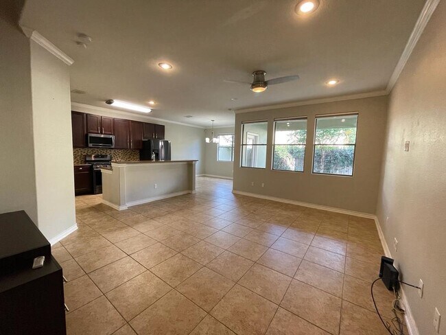 Foto del edificio - 9813 Sandhill Dr
