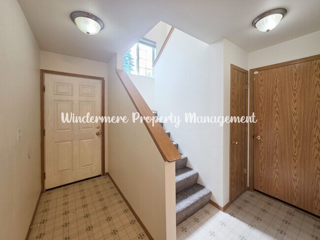 Foto del edificio - AVAILABLE NOW! Conveniently located 3 bed ...