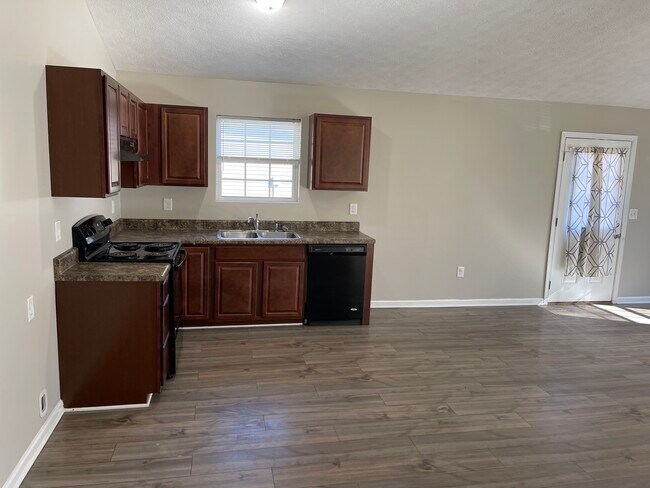 Foto del edificio - 372 Overlook Dr