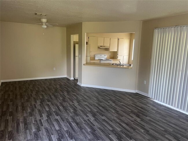 Building Photo - 7266 Pond Cir