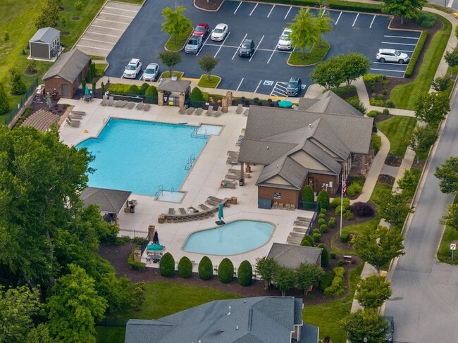 Building Photo - 1234 Riverbrook Dr