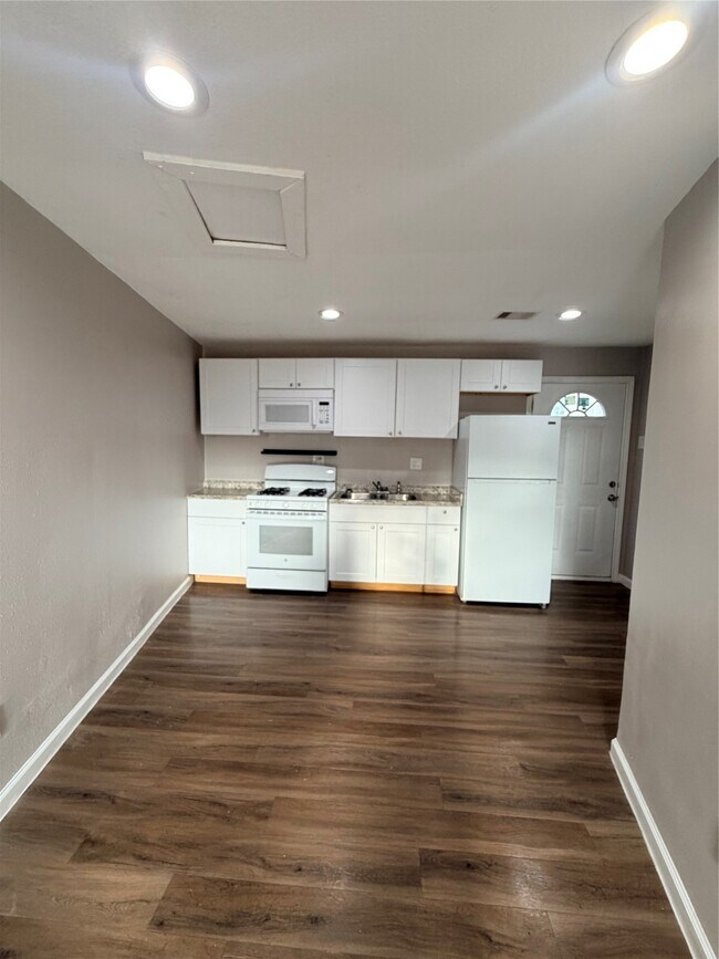 Foto del edificio - 13217 Player St