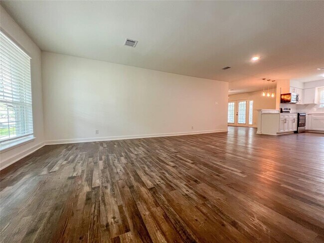 Foto del edificio - 5526 Jackwood St