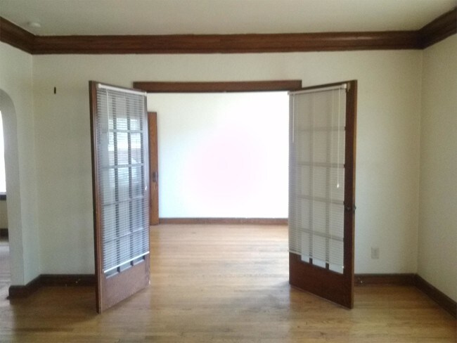 Building Photo - 4705 W Burleigh St