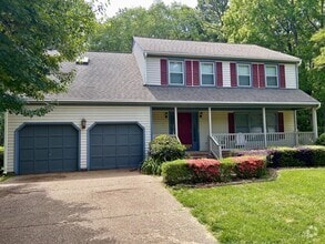 Building Photo - 111 Stone Lake Ct