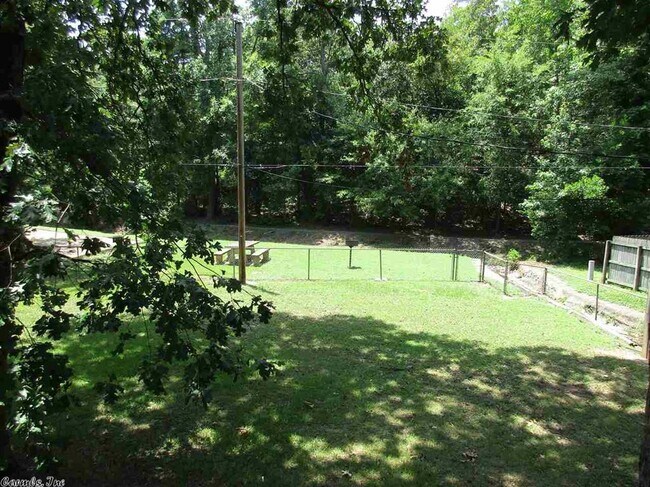 Building Photo - Nice Little Rock Home