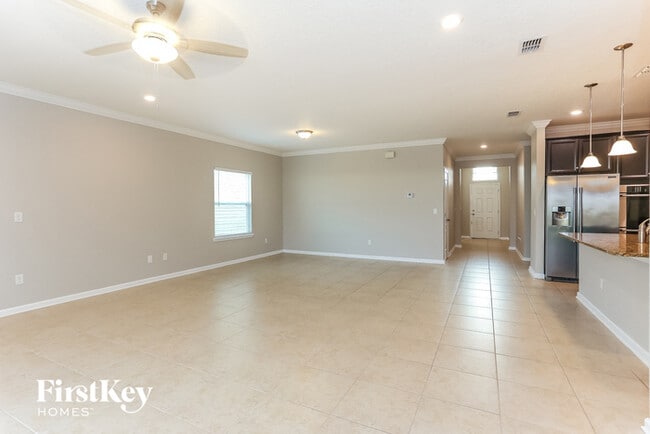 Building Photo - 1445 Tripper Dr