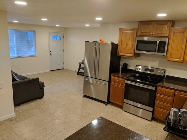 Foto del edificio - 6001 6th Ave SE