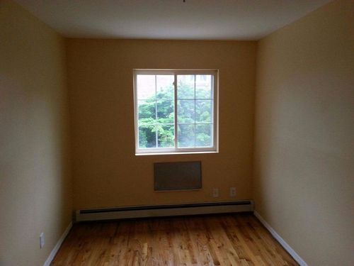 Building Photo - 776 Troy Ave