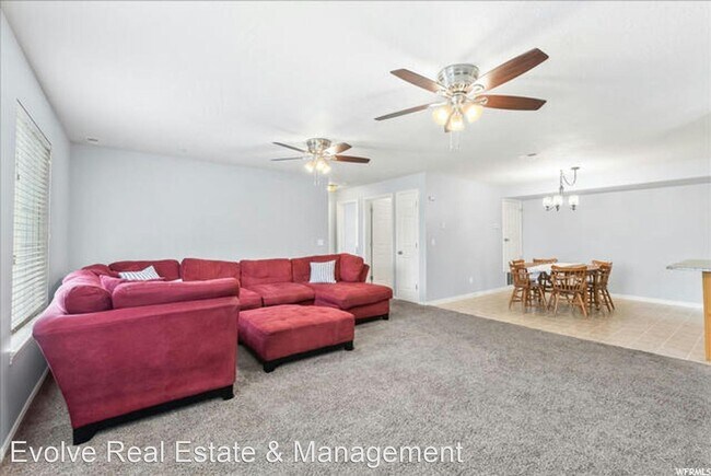Foto del edificio - 3 br, 2 bath House - 3635 E Clear Rock Rd L03