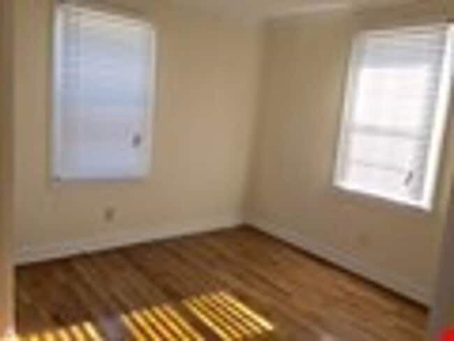 Building Photo - 410 Marsh St