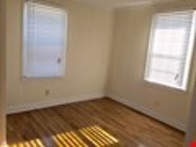 Foto del edificio - 410 Marsh St