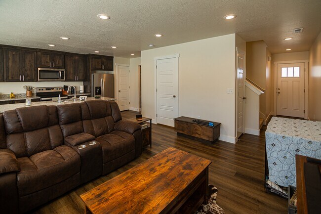 Building Photo - 4056 S 2800 W