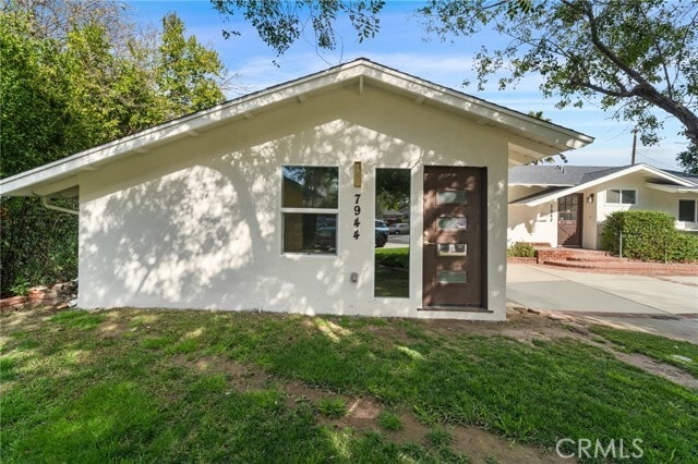 Foto del edificio - 7944 Moorcroft Ave