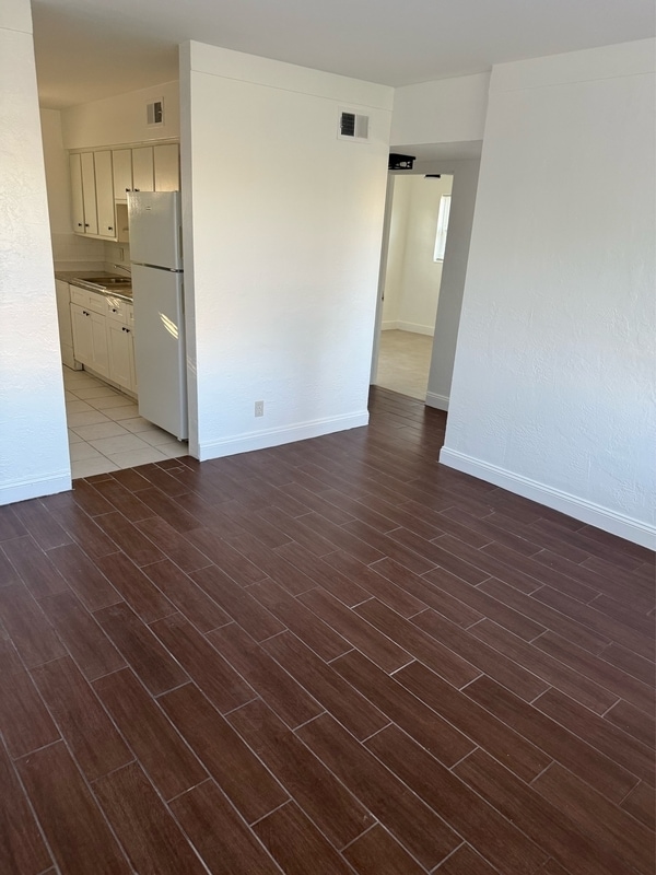 Foto principal - 2112 9th Ave N