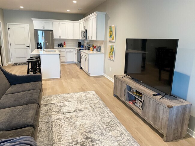 Foto del edificio - 4 br, 2.5 bath Townhome - 1534 North 14th ...