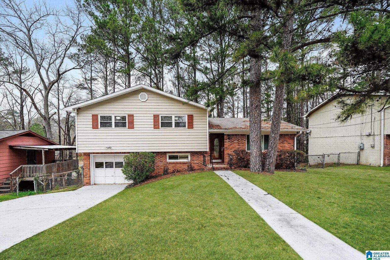 5268 Goldmar Dr, Irondale, AL 35210 House Rental in Irondale, AL