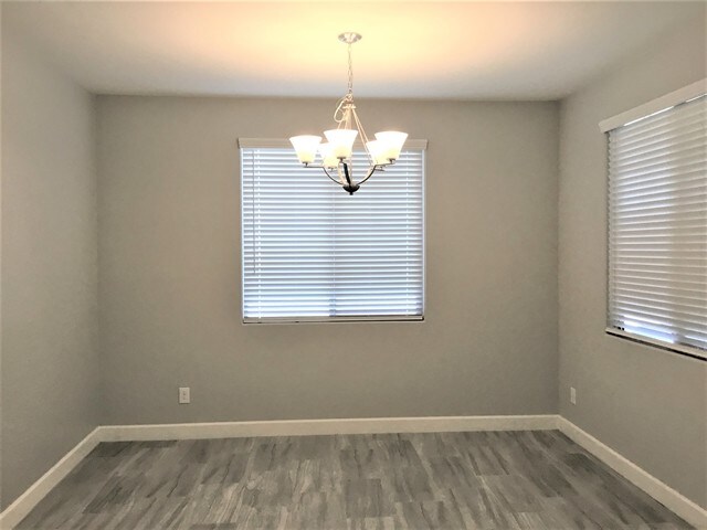 Foto del edificio - 18256 W Thunderhill Place