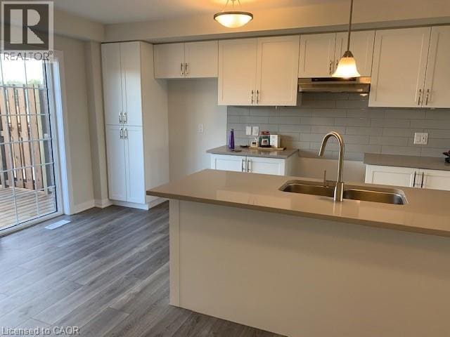 Building Photo - 35 Sportsman Hill St