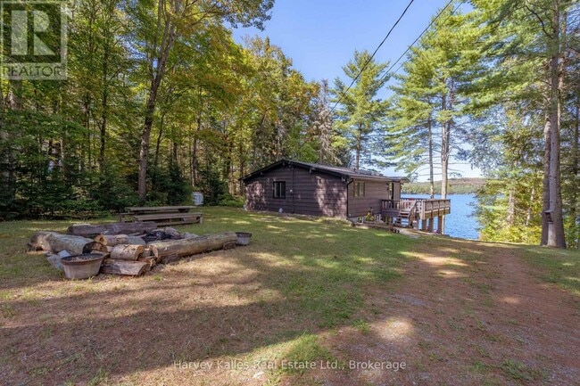 Building Photo - 1003 Hollow Rd