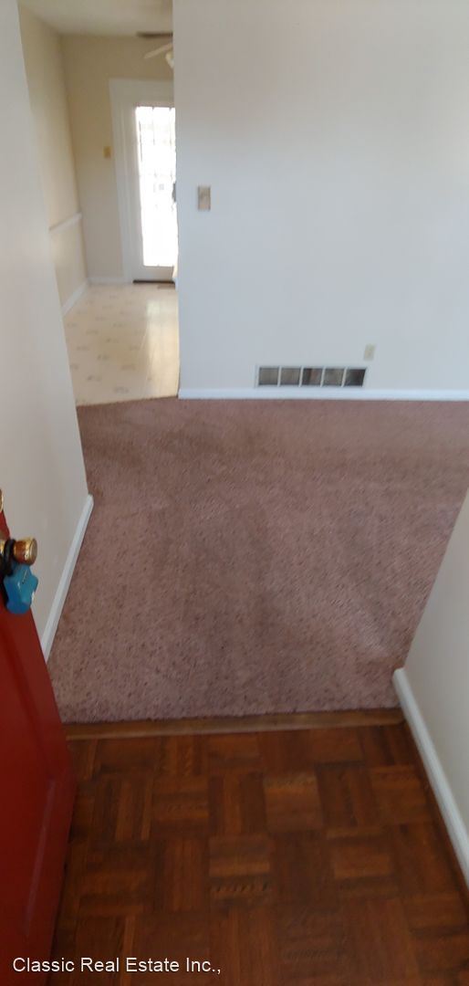 Foto del edificio - 3 br, 2 bath House - 320 S. Eagle Creek Drive