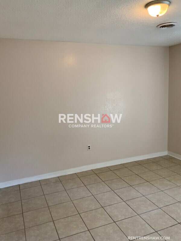 Foto del edificio - 701 Forrest St