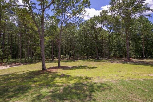 Building Photo - 1021 Juniper Lake Rd
