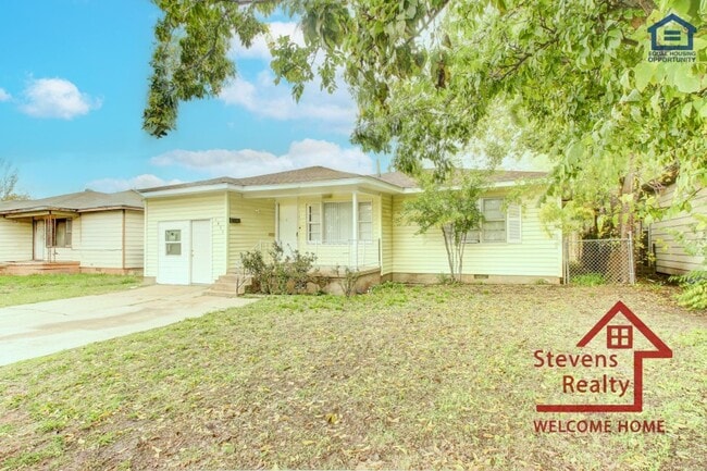 Foto del edificio - 1911 NW Smith Ave