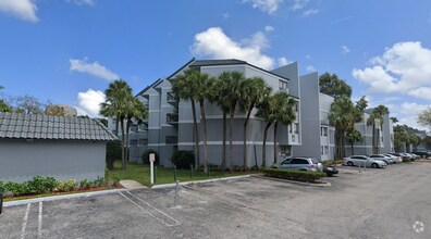 Building Photo - 2000 N Congress Ave