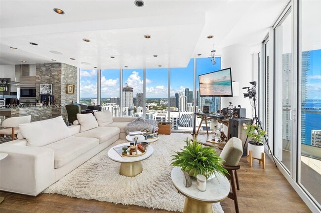 Foto del edificio - 2020 N Bayshore Dr