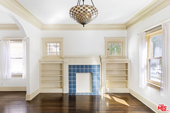 Foto del edificio - 1124 1/2 W Kensington Rd