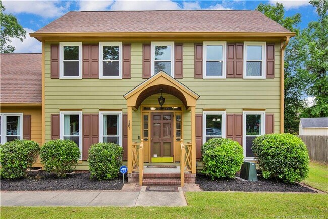 Foto del edificio - 5704 Kindley Dr
