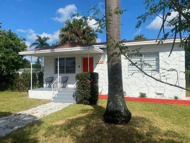 Foto del edificio - 538 SW 7th St