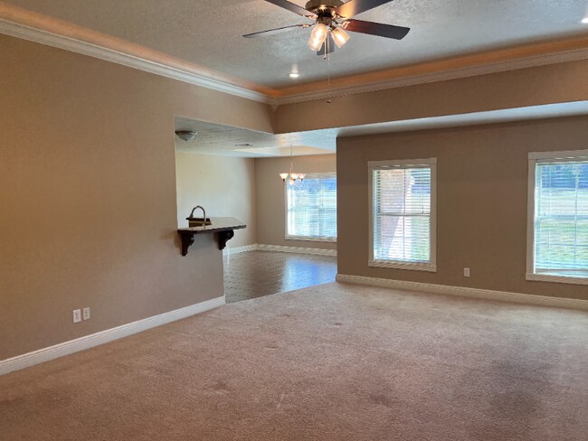 Foto del edificio - 117 W Tyler Ln