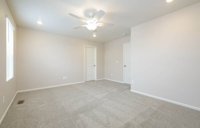 Building Photo - 10137 Scranton Way