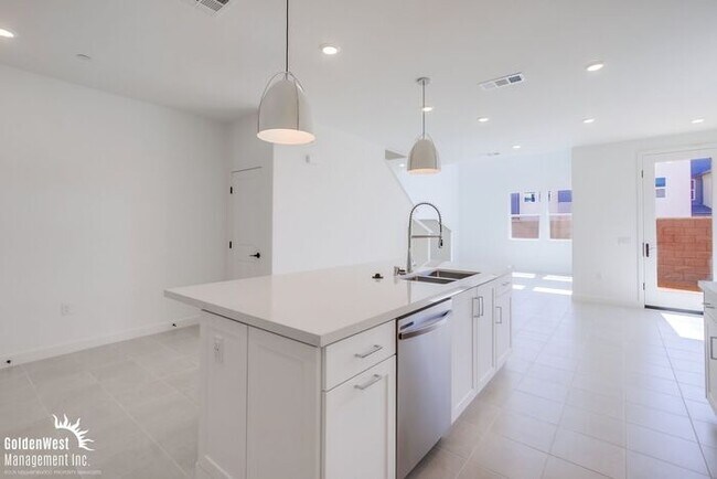Building Photo - Brand New Build 3Bdm 2.5Ba Home in the Hil...