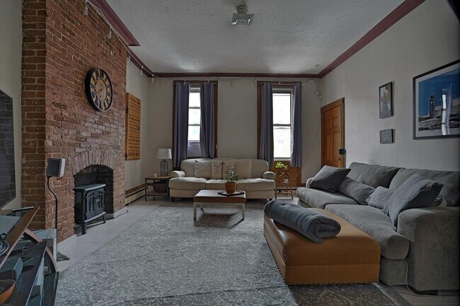 Foto del edificio - 1114 Washington St