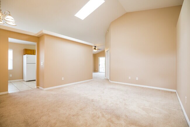 Building Photo - 2225 Cobblefield Cir