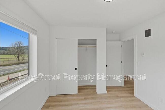 Foto del edificio - 818 S 19th St