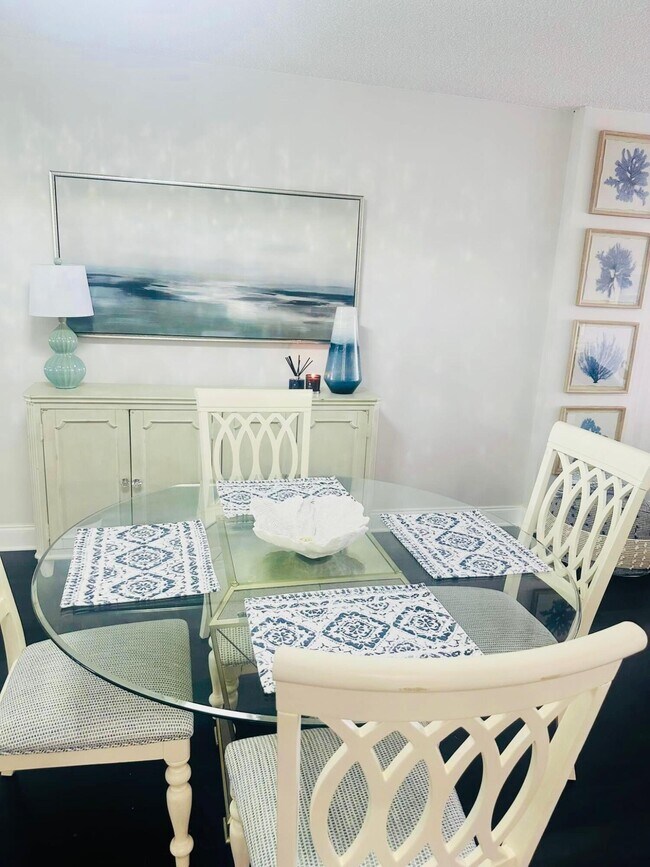 Foto del edificio - 405 N Ocean Blvd