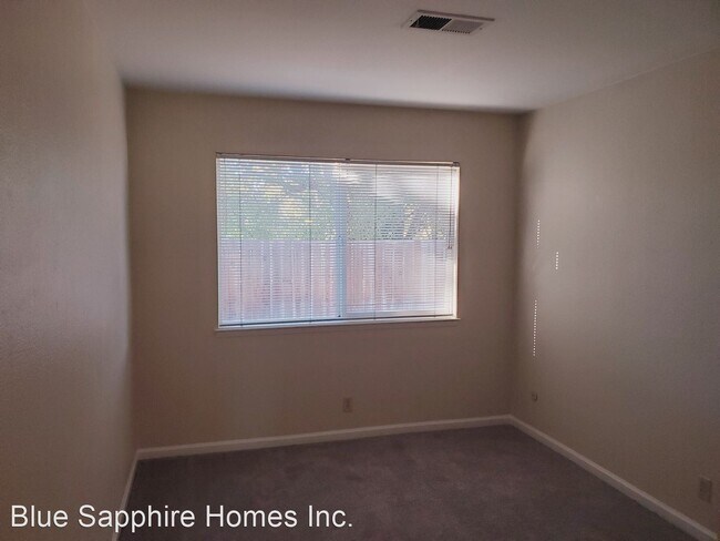 4 br, 2 bath House - 5450 Florida Dr - 4