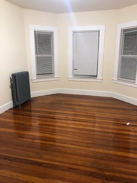 Foto del edificio - 27 Forest St