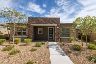 Building Photo - 929 Silverfir Ct