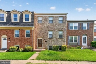 Building Photo - 3046 Seminole Rd