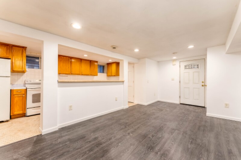 Foto principal - 68 Oakwood Ave